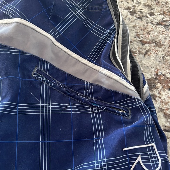 Rusty swim trunks - Picture 3 of 3